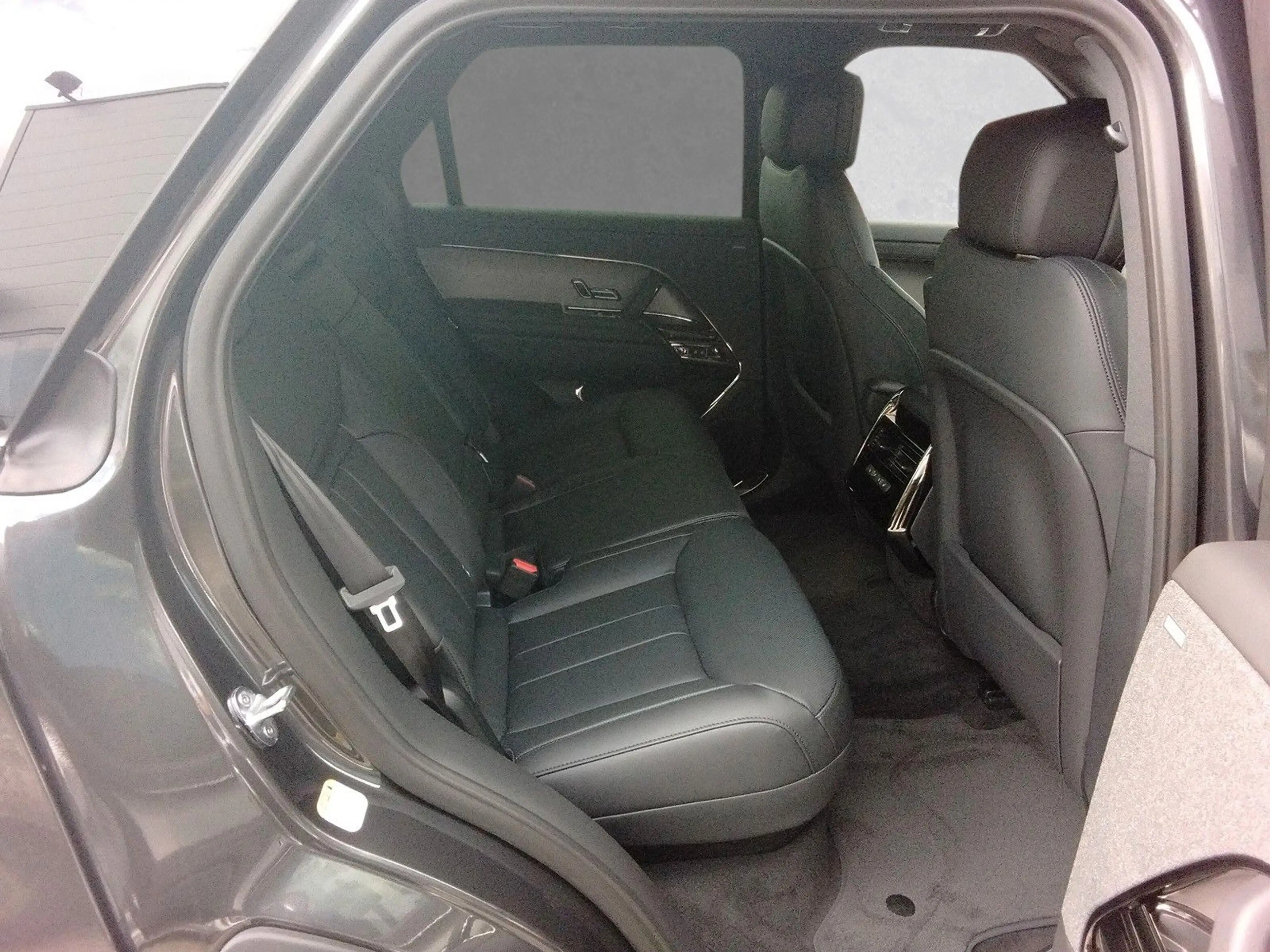 Land Rover Range Rover Sport D300 Dynamic SE — photo 5