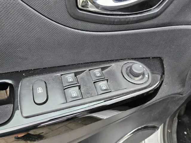 Renault Captur view 10
