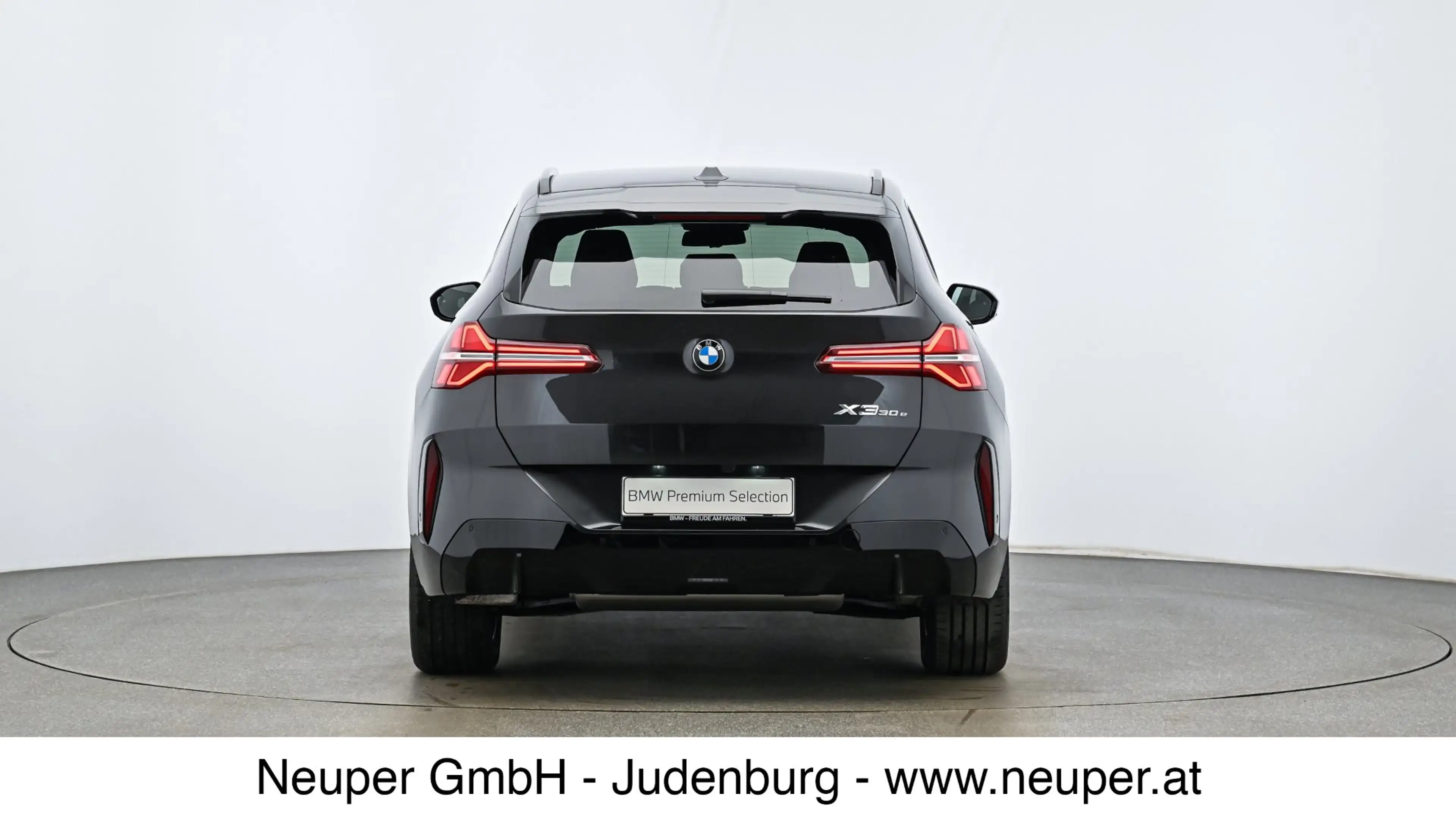 BMW X3 30e xDrive — photo 4