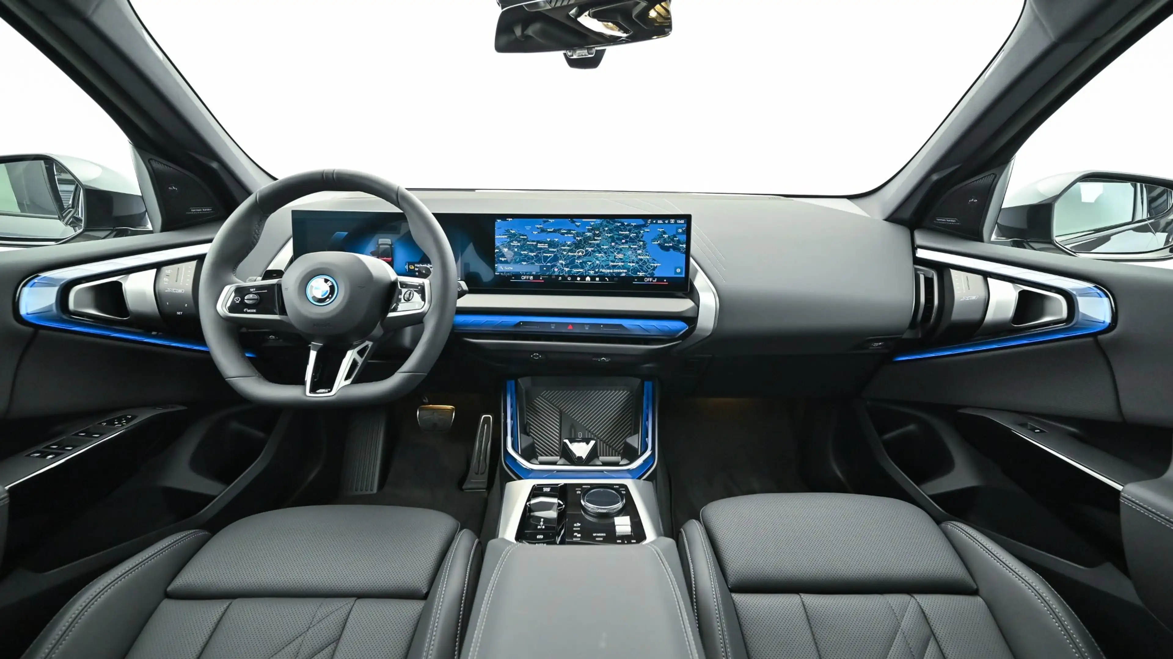 BMW X3 30e xDrive — photo 7