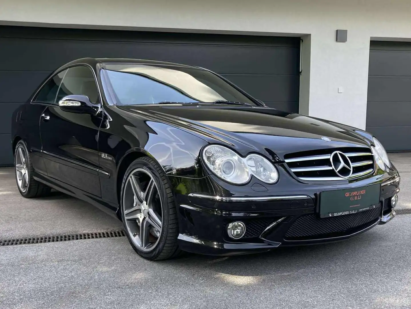 Mercedes-Benz CLK 63 AMG Černá - 1