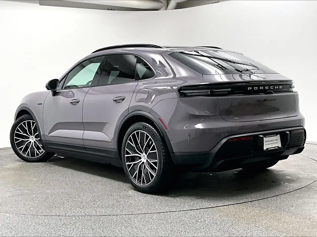 Porsche Macan снимка Porsche Macan