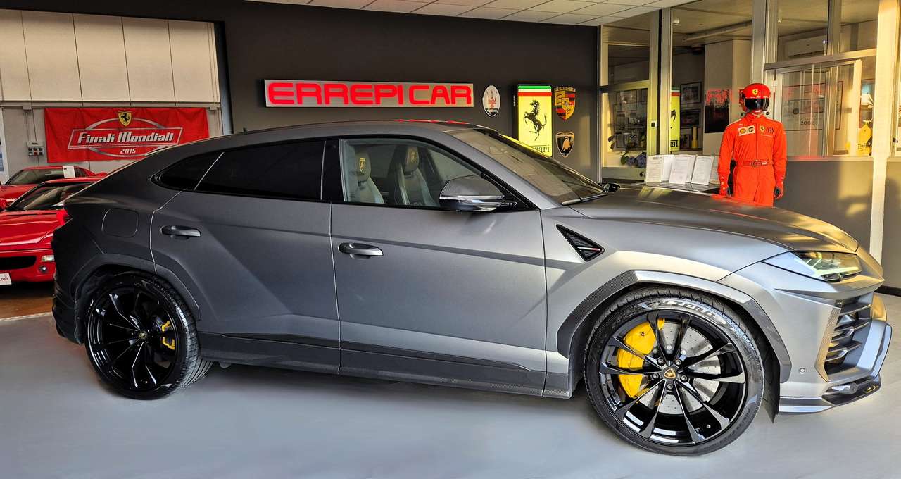 Lamborghini Urus 4.0 V8 auto NAZIONALE-GARANZIA 01/27-FULL CARBON