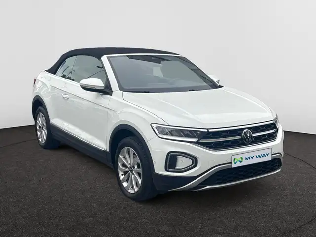 Volkswagen T-Roc view 4