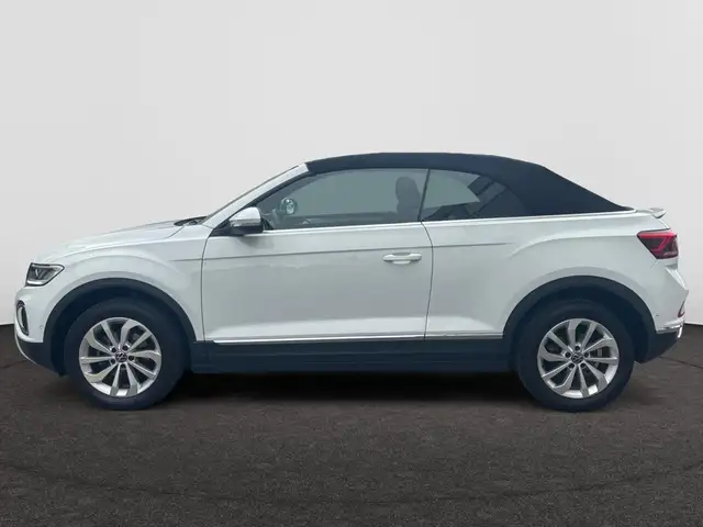 Volkswagen T-Roc view 9