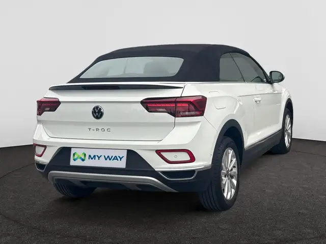 Volkswagen T-Roc view 10