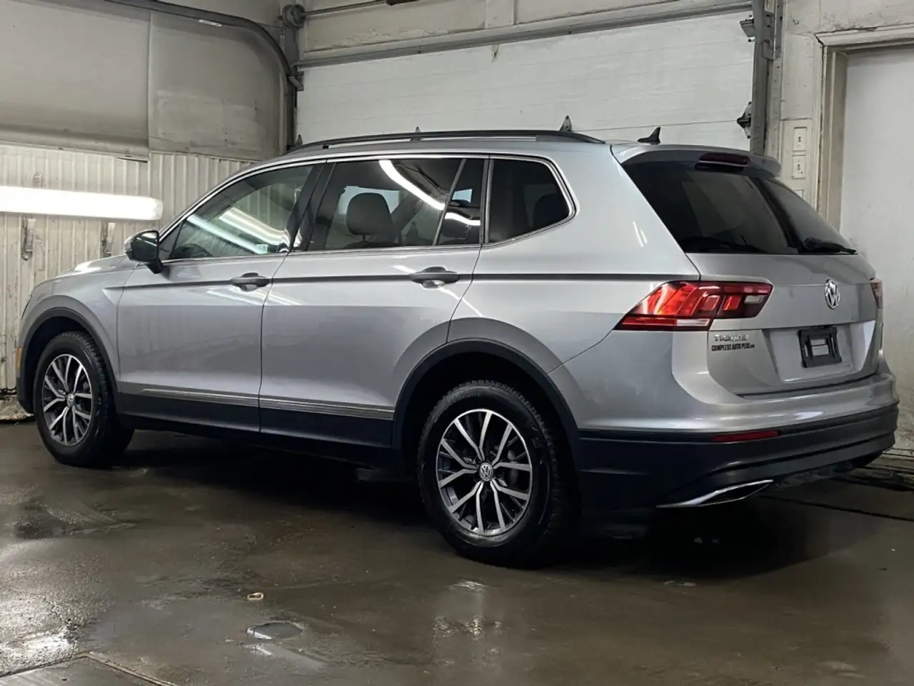 Volkswagen Tiguan снимка Volkswagen Tiguan