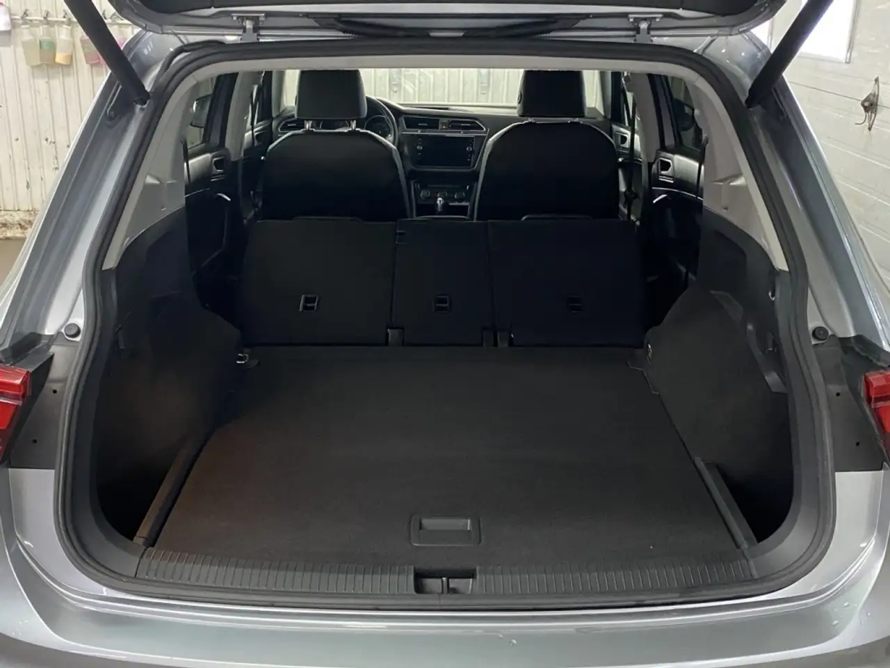 Volkswagen Tiguan снимка Volkswagen Tiguan