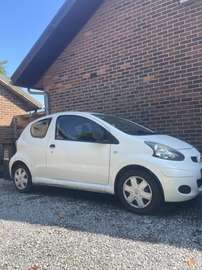 1.0i VVT-i Sport