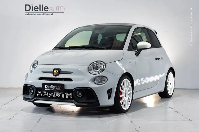 Abarth 695 695 1.4 t-jet esseesse 180cv
