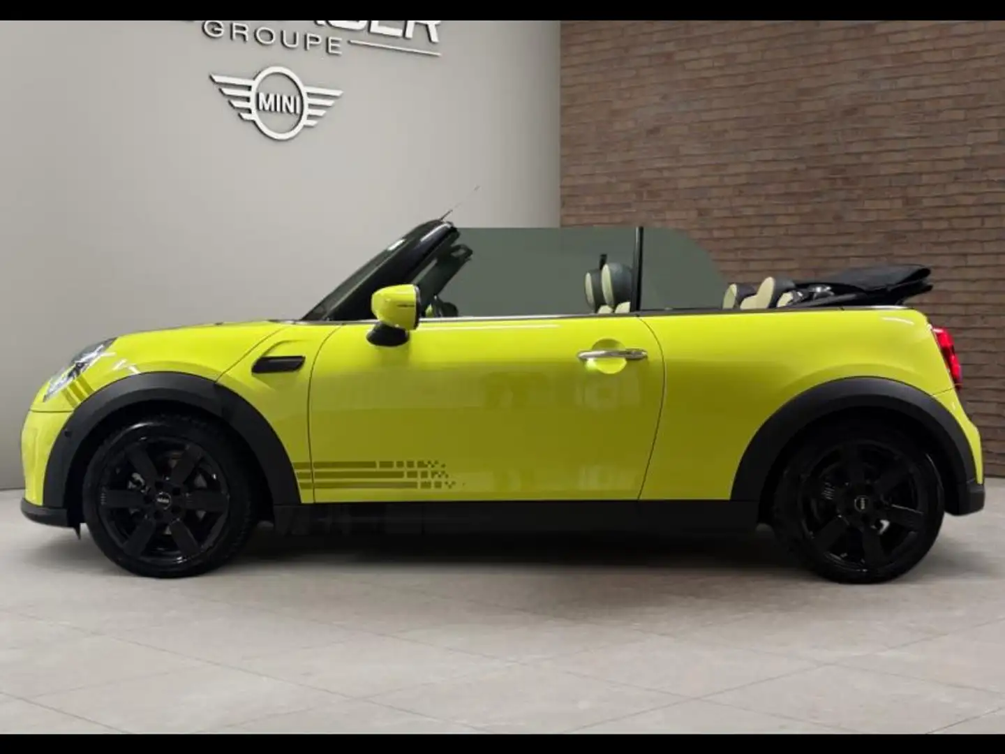 MINI Cooper E Cooper 136ch Edition Premium Plus BVA7 Jaune - 2