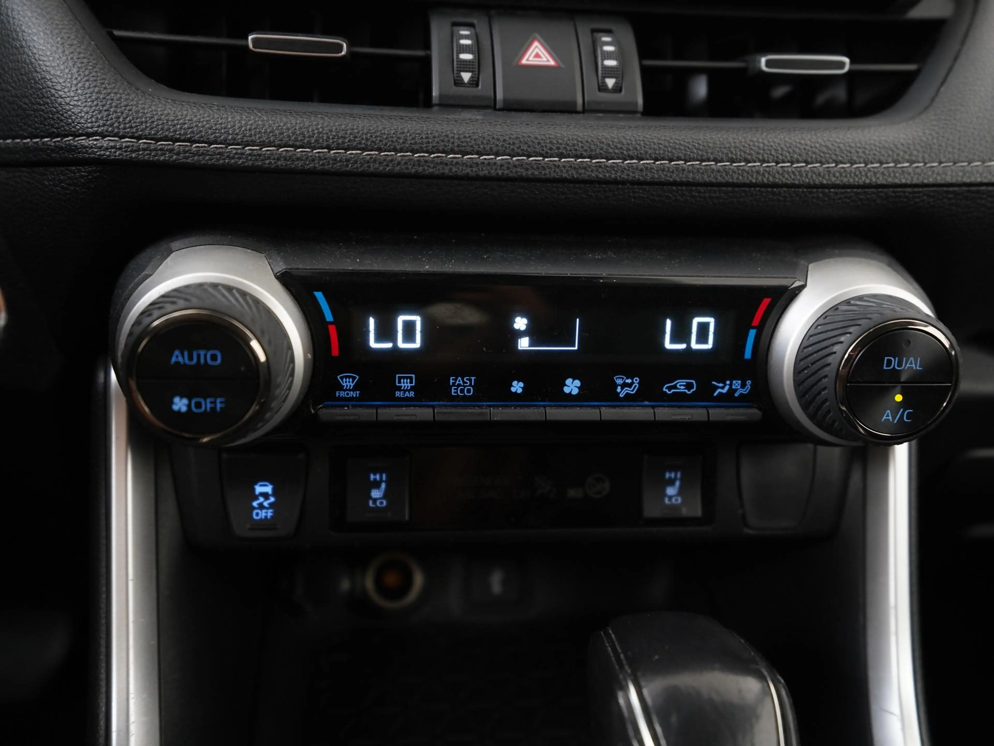 Toyota RAV 4 2.5 Hybrid Business Plus | Leder | Zondag Open! — photo 11