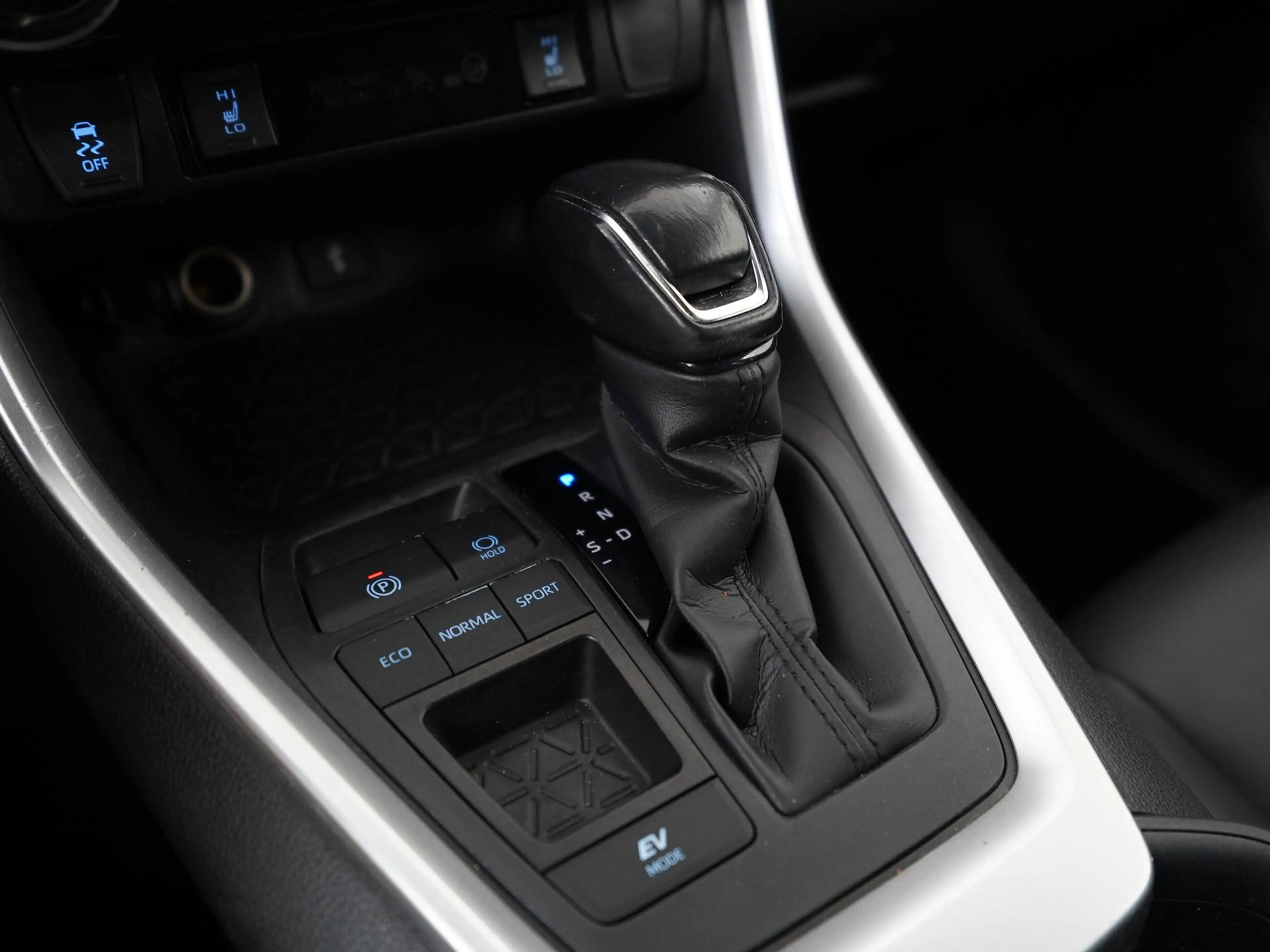 Toyota RAV 4 2.5 Hybrid Business Plus | Leder | Zondag Open! — photo 10