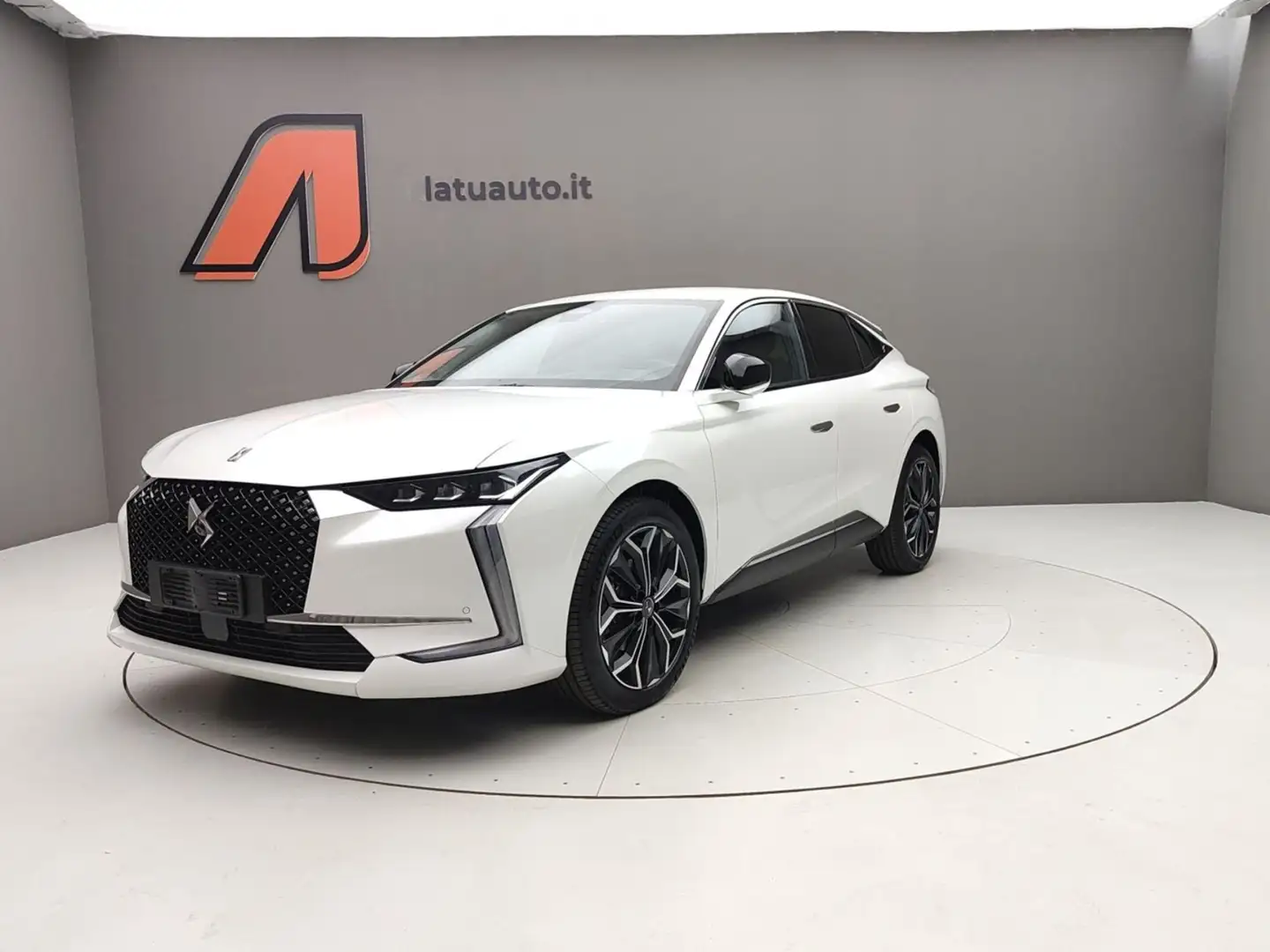 DS Automobiles DS 4 1.5 BLUEHDI 130CV RIVOLI AUTO Weiß - 1