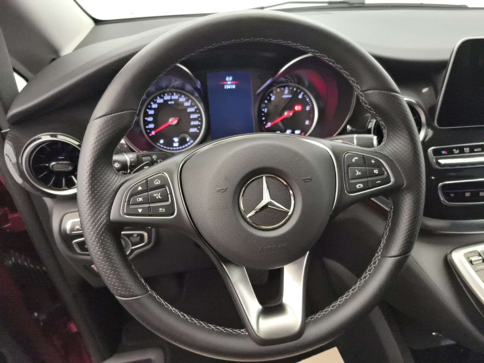 Mercedes-Benz V 250