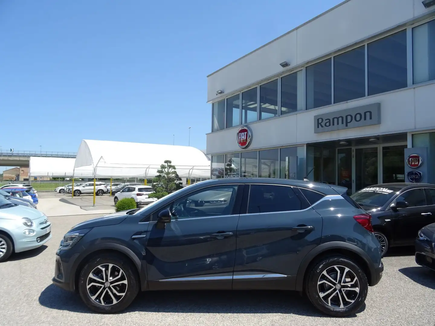Renault Captur TCe 12V 100 CV GPL FAP Intens Blu/Azzurro - 2