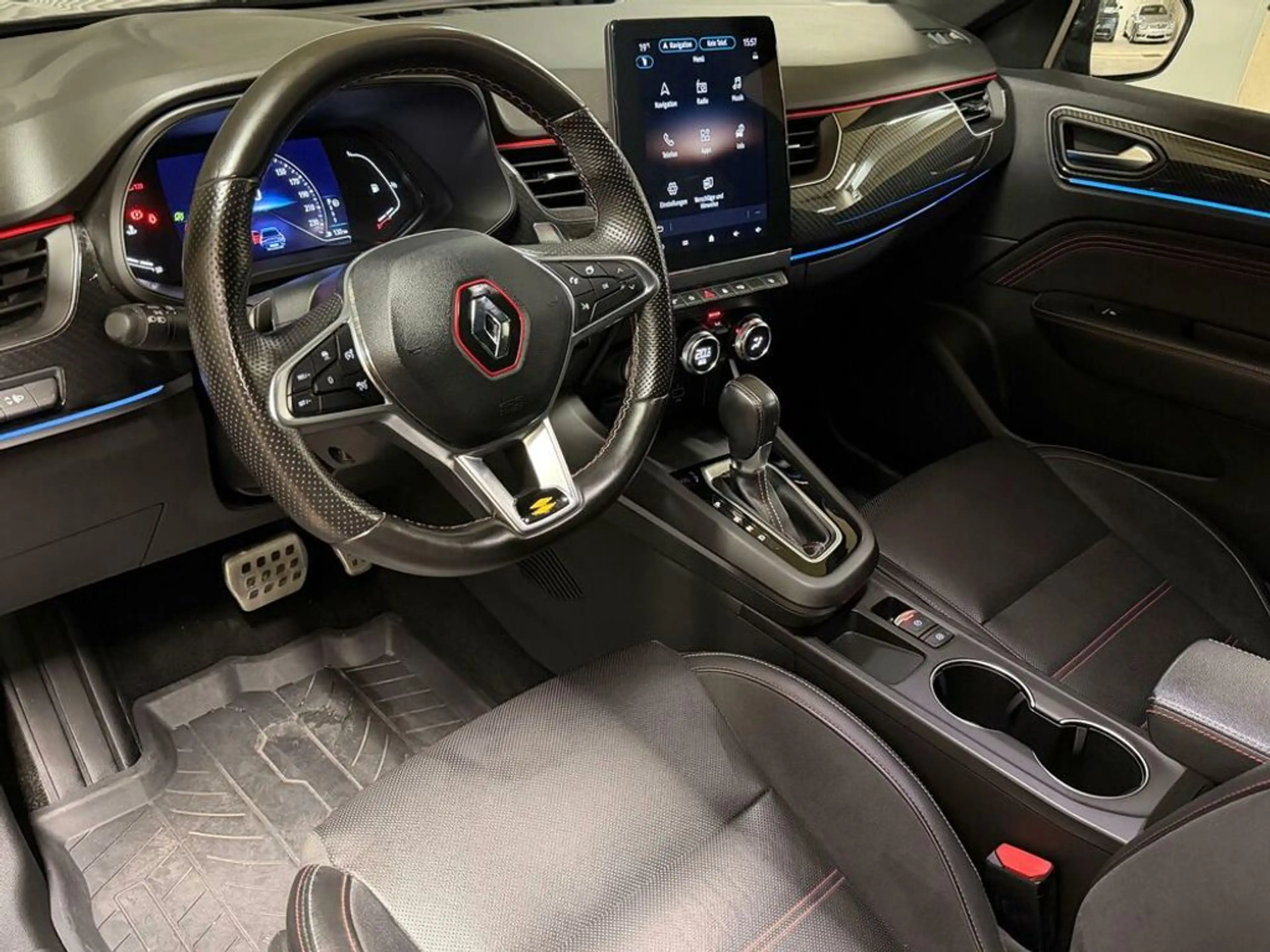 Renault Arkana TCe 140 RS Line — photo 9