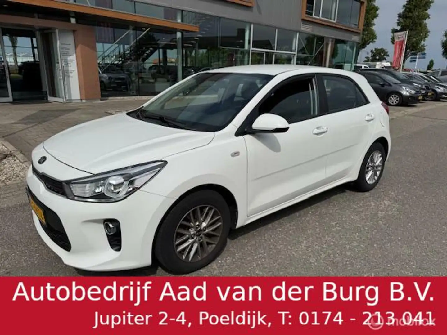 Kia Rio 1.0 T 100pk DynamicLine Navigatie & Camera achter Wit - 1