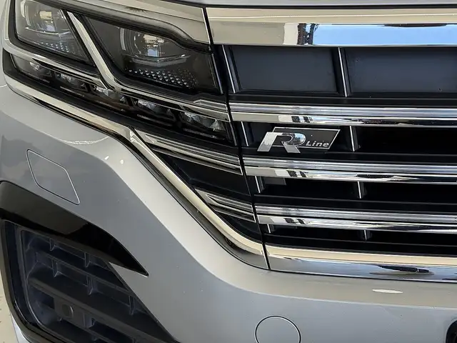 Volkswagen Touareg 4Motion V6 TDI SCR R-Line Aut. Panoramadach AHK Ansicht 7