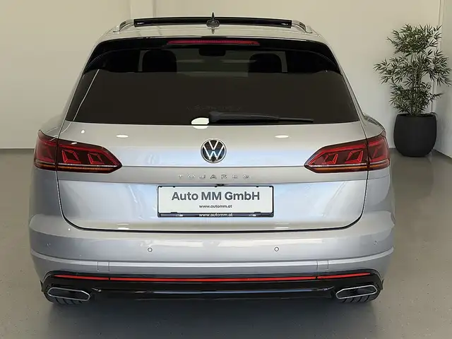 Volkswagen Touareg 4Motion V6 TDI SCR R-Line Aut. Panoramadach AHK Ansicht 12