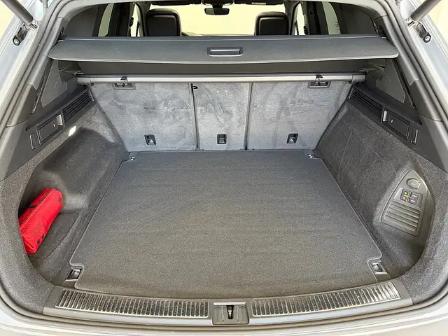 Volkswagen Touareg 4Motion V6 TDI SCR R-Line Aut. Panoramadach AHK Ansicht 30