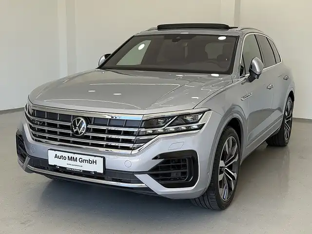 Volkswagen Touareg 4Motion V6 TDI SCR R-Line Aut. Panoramadach AHK Ansicht 3