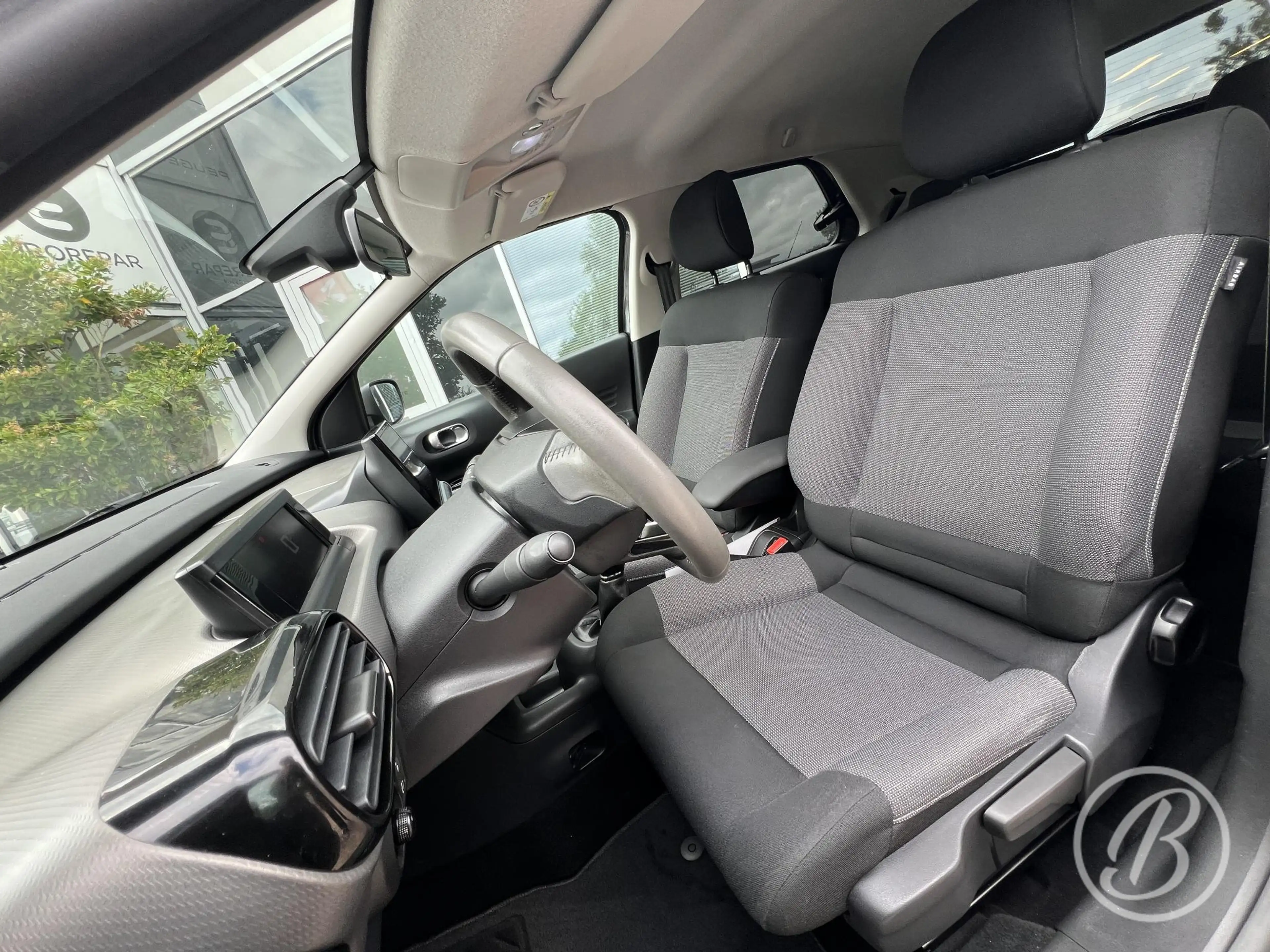 Citroen C4 Cactus 1.2 82 pk Business Shine Trekhaak — photo 11