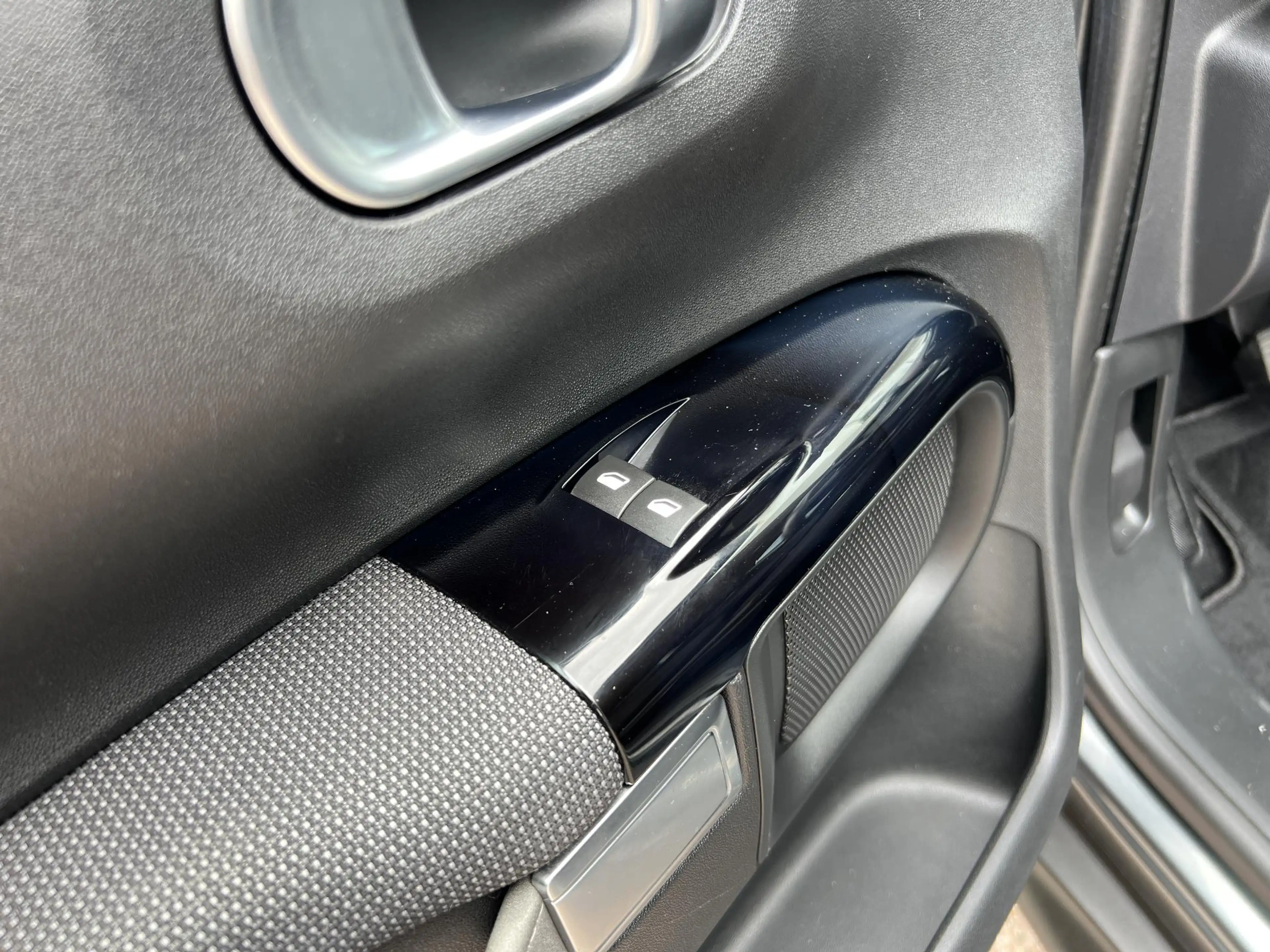 Citroen C4 Cactus 1.2 82 pk Business Shine Trekhaak — photo 13