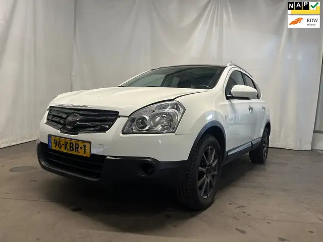 Nissan Qashqai+2 2.0 Connect Edition - Front Schade - Koppeling Def
