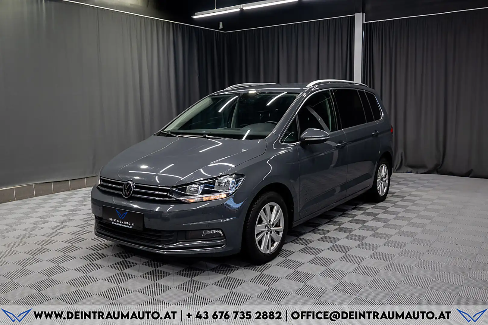 Volkswagen Touran 1,5 TSI ACT Highline*7-SITZER*1-BESITZ* Grau - 1