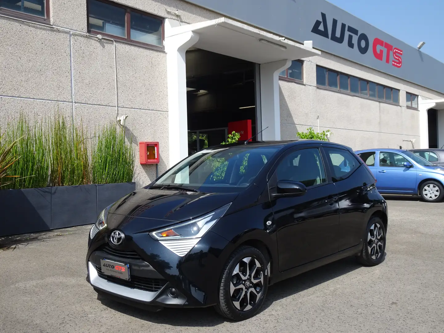Toyota Aygo 5p 1.0 x-fun 72cv Garanzia Uffi. Toyota 5/2036 Zwart - 1