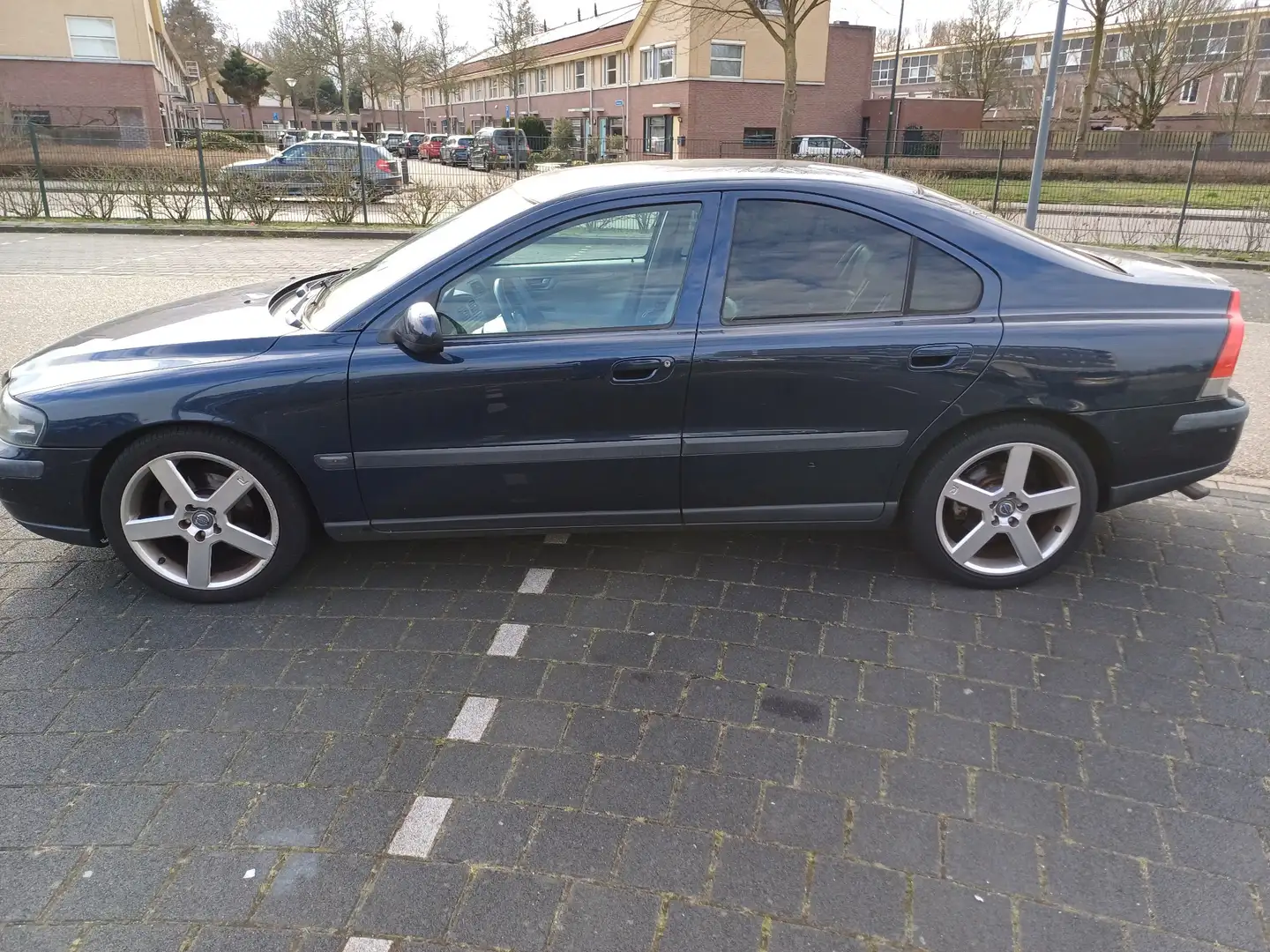 Volvo S60 2.4 Edition Blauw - 2