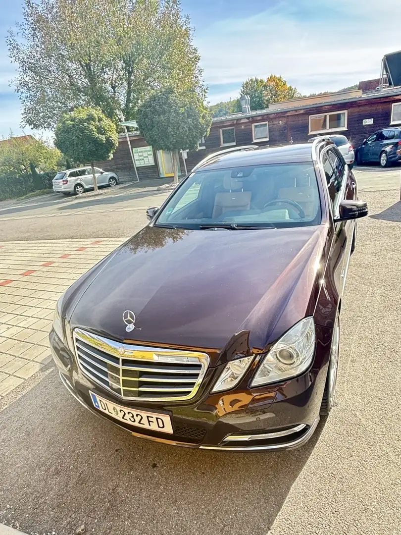 Mercedes-Benz E 350 T CGI BlueEfficiency Avantgarde Aut. - 1