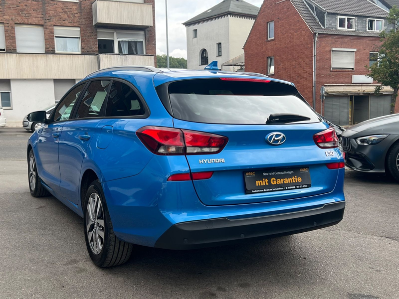 Hyundai i30 cw Family + — photo 13