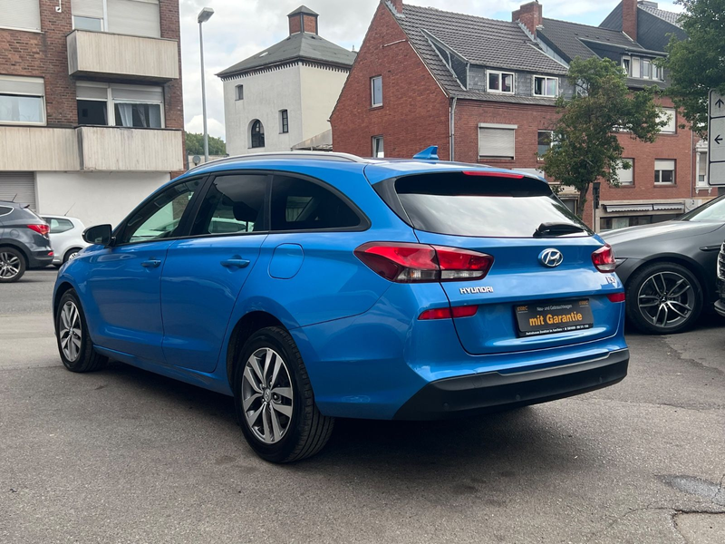 Hyundai i30 cw Family + — photo 11