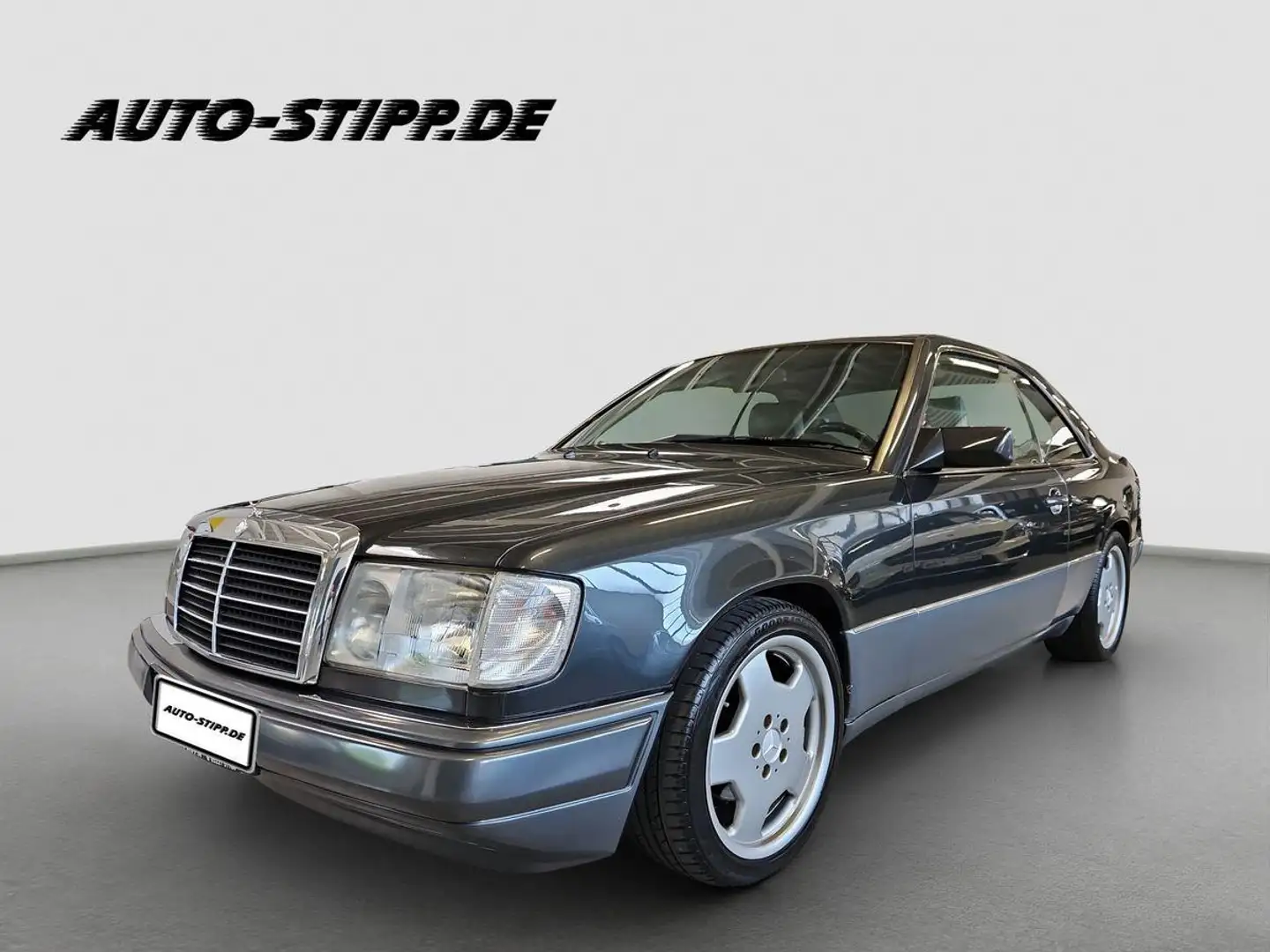 Mercedes-Benz 300 CE TEMP LEDER STANDH AHK SITZH ABS el. SD Schwarz - 2