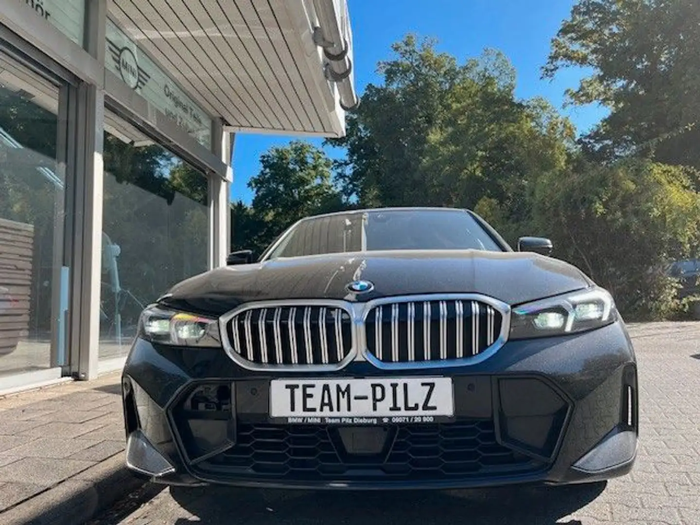 BMW 320 dA xDrive M Sport/ Leder/Standh./LED Schwarz - 2