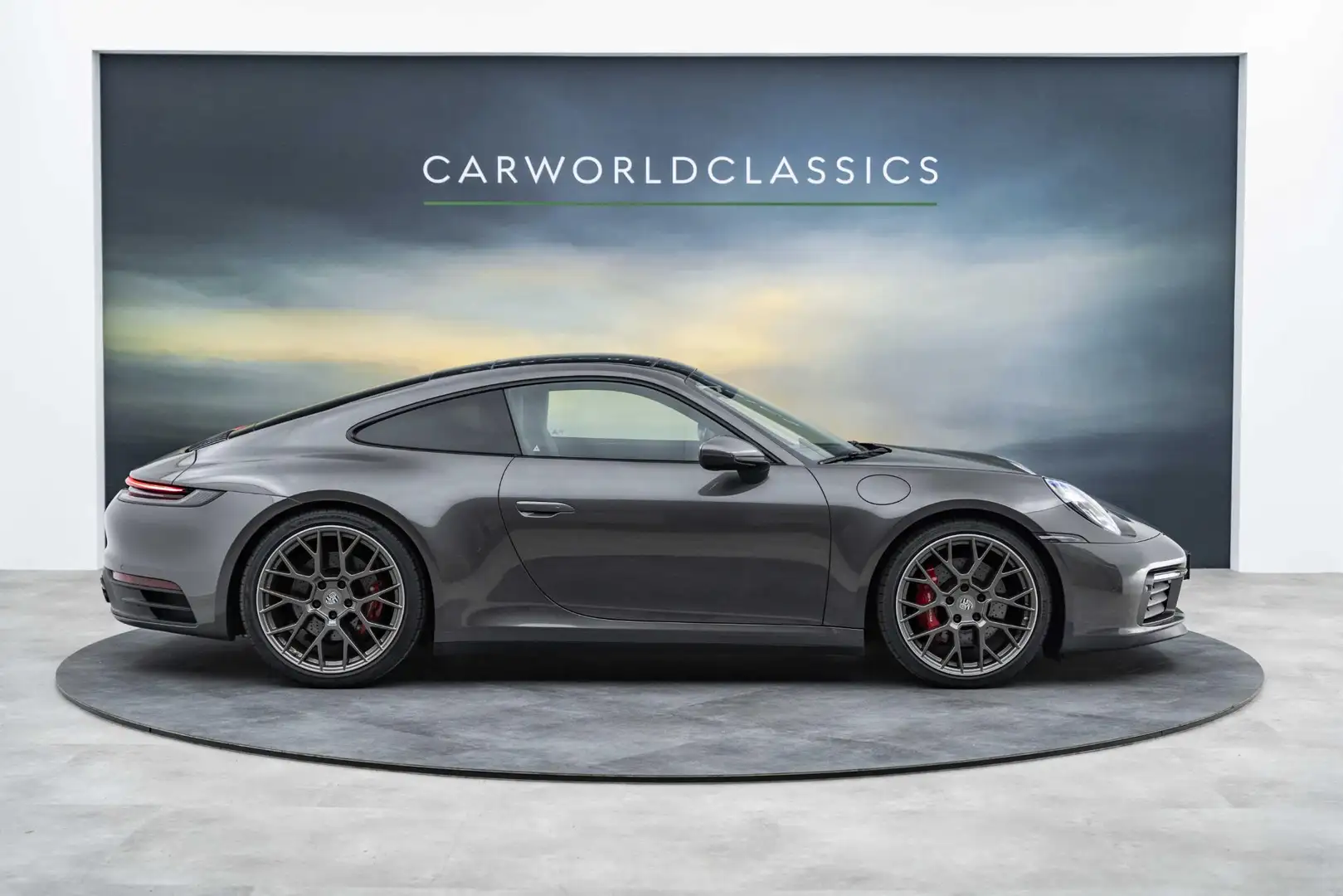 Porsche 992 992 - 3.0 CARRERA 4S COUPE | 4w STURING Grigio - 2