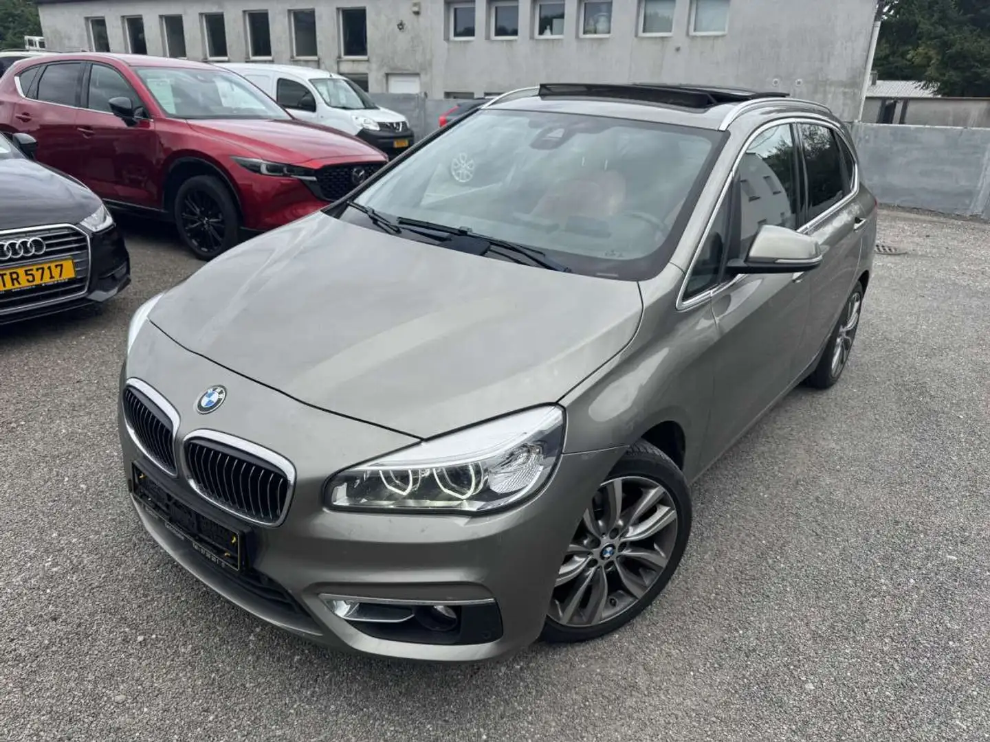 BMW 225 Active Tourer 231 Xdrive Luxury Line Gris - 1