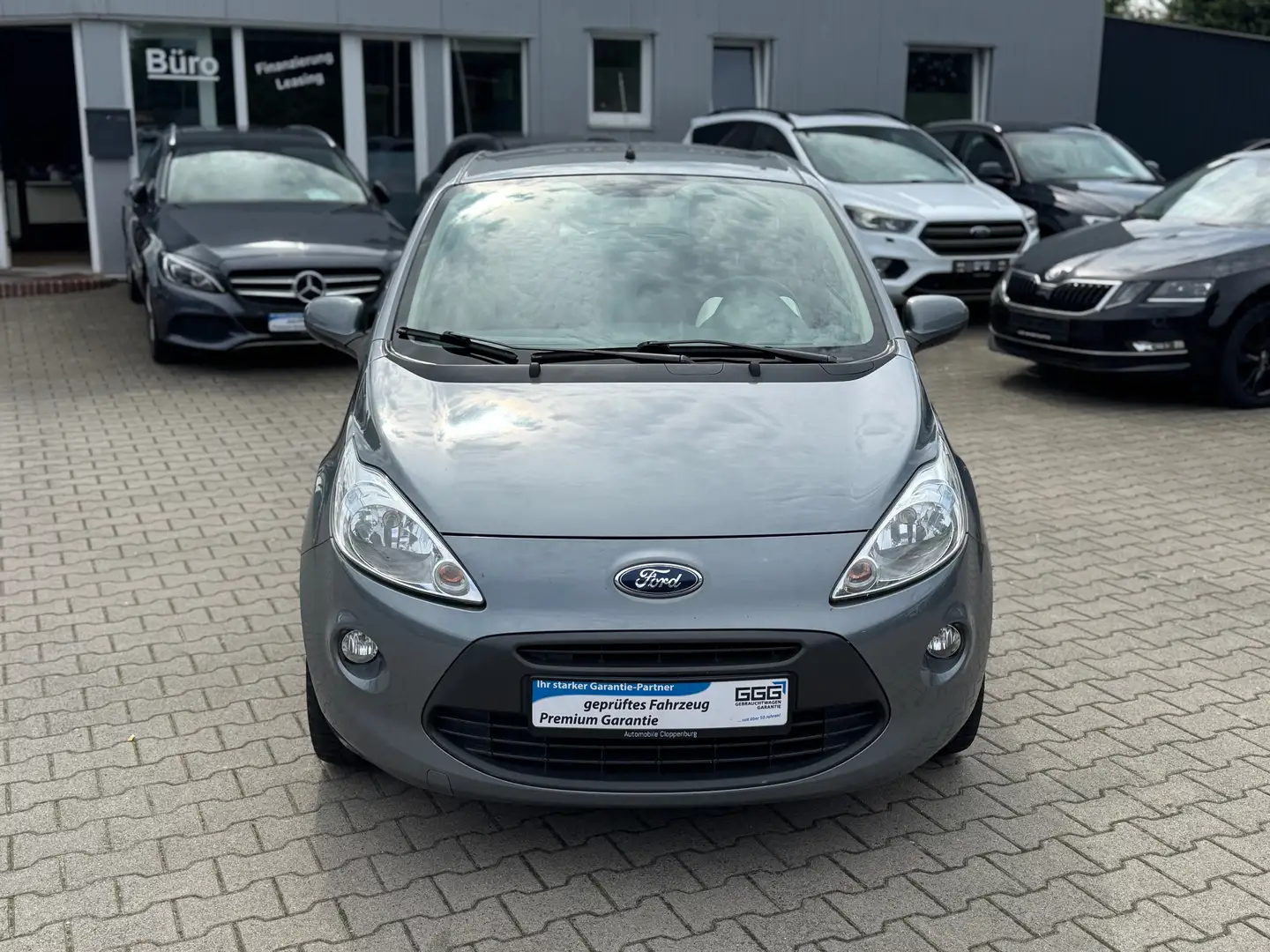 Ford Ka/Ka+ Titanium / Klima / El. Fensterheber / 31.000 KM Grau - 2
