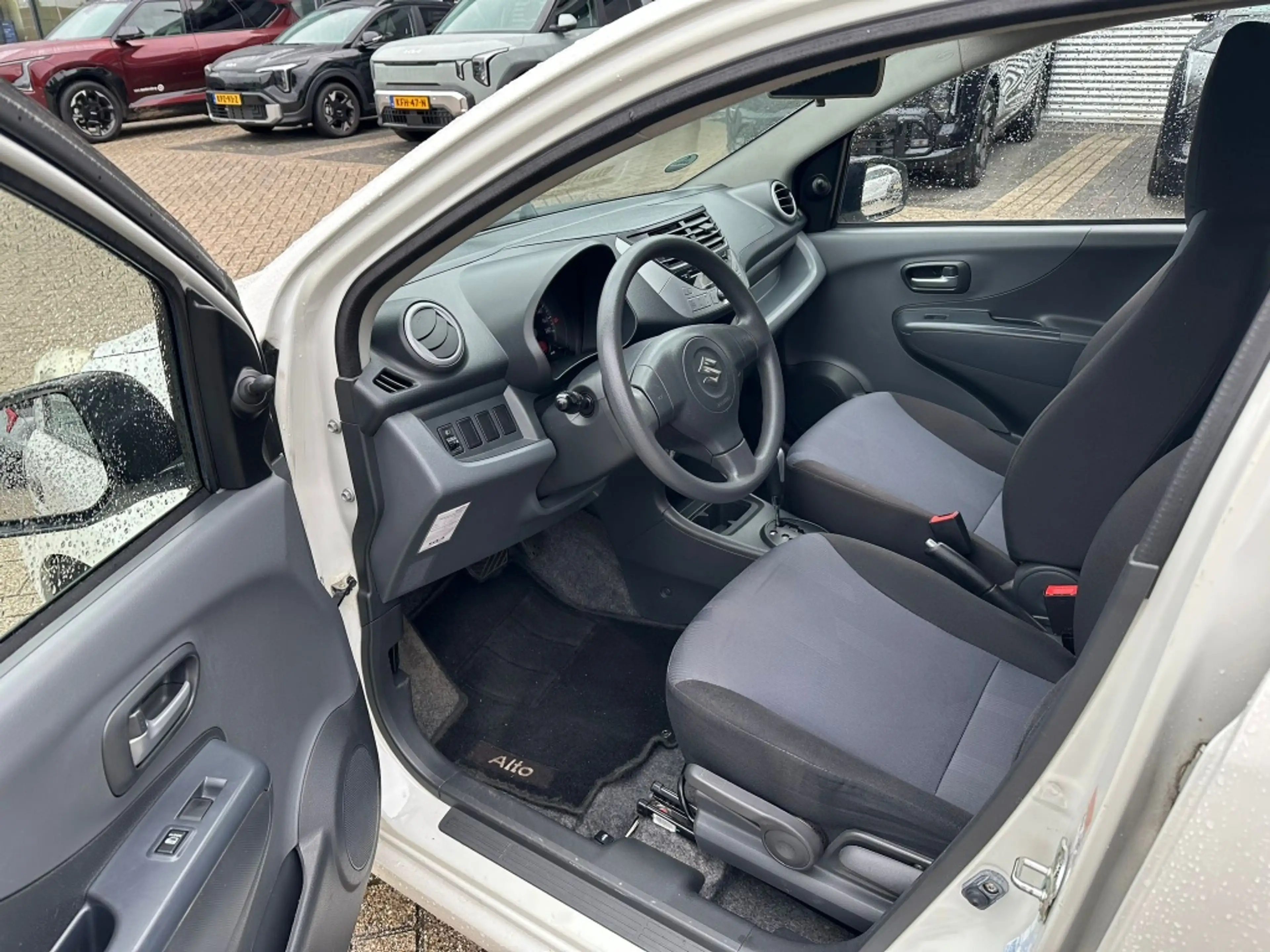 Suzuki Alto 1.0 Comfort AUTOMAAT -AIRCO - LAGE KM STAND!!! — photo 8