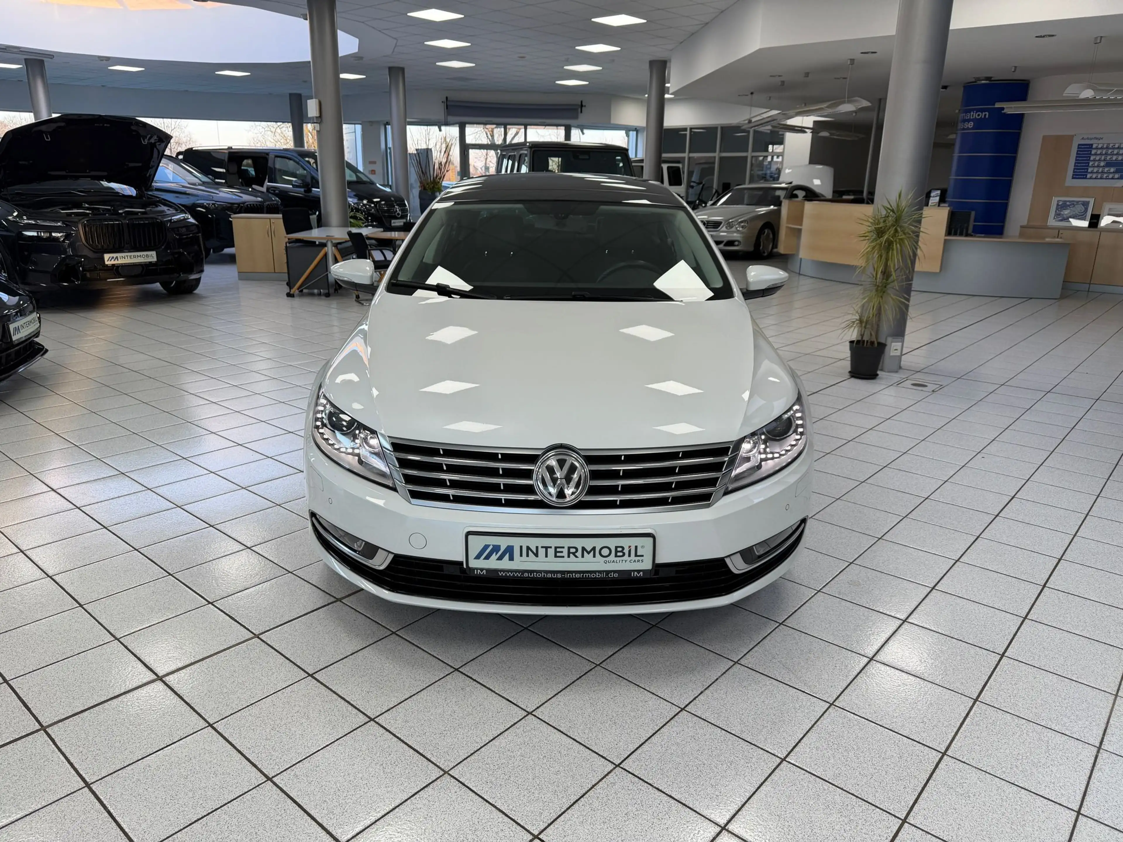 Volkswagen CC 2.0 TDI*Bi-Xenon*PANO*ACC*DCC*AHK*STHZG*KAM* — photo 2