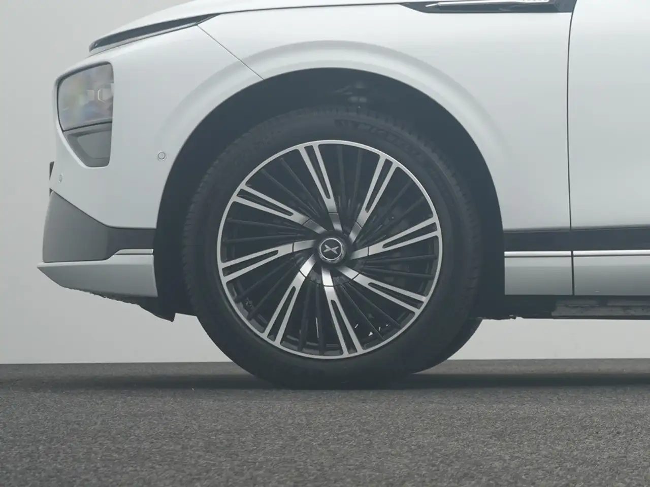 XPENG G9