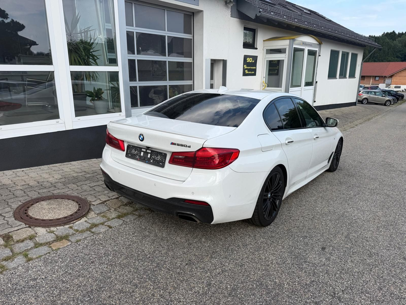 BMW 540 5 Limousine 540d xDrive M Sport*LED*VOLL*TOP — photo 3