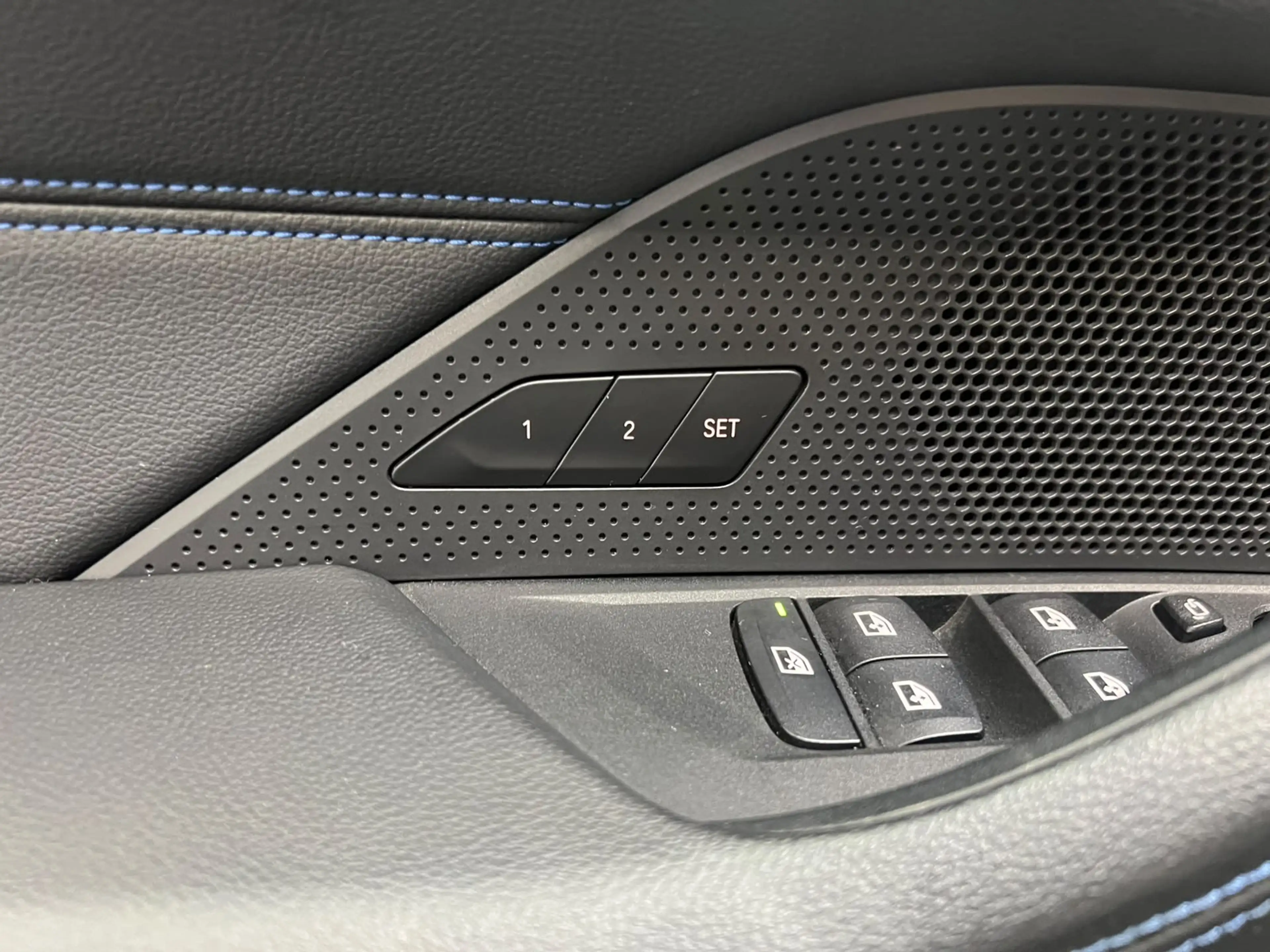 BMW i4 M50 High Executive 84 kWh | 100% SOH | 20 inch | — photo 14