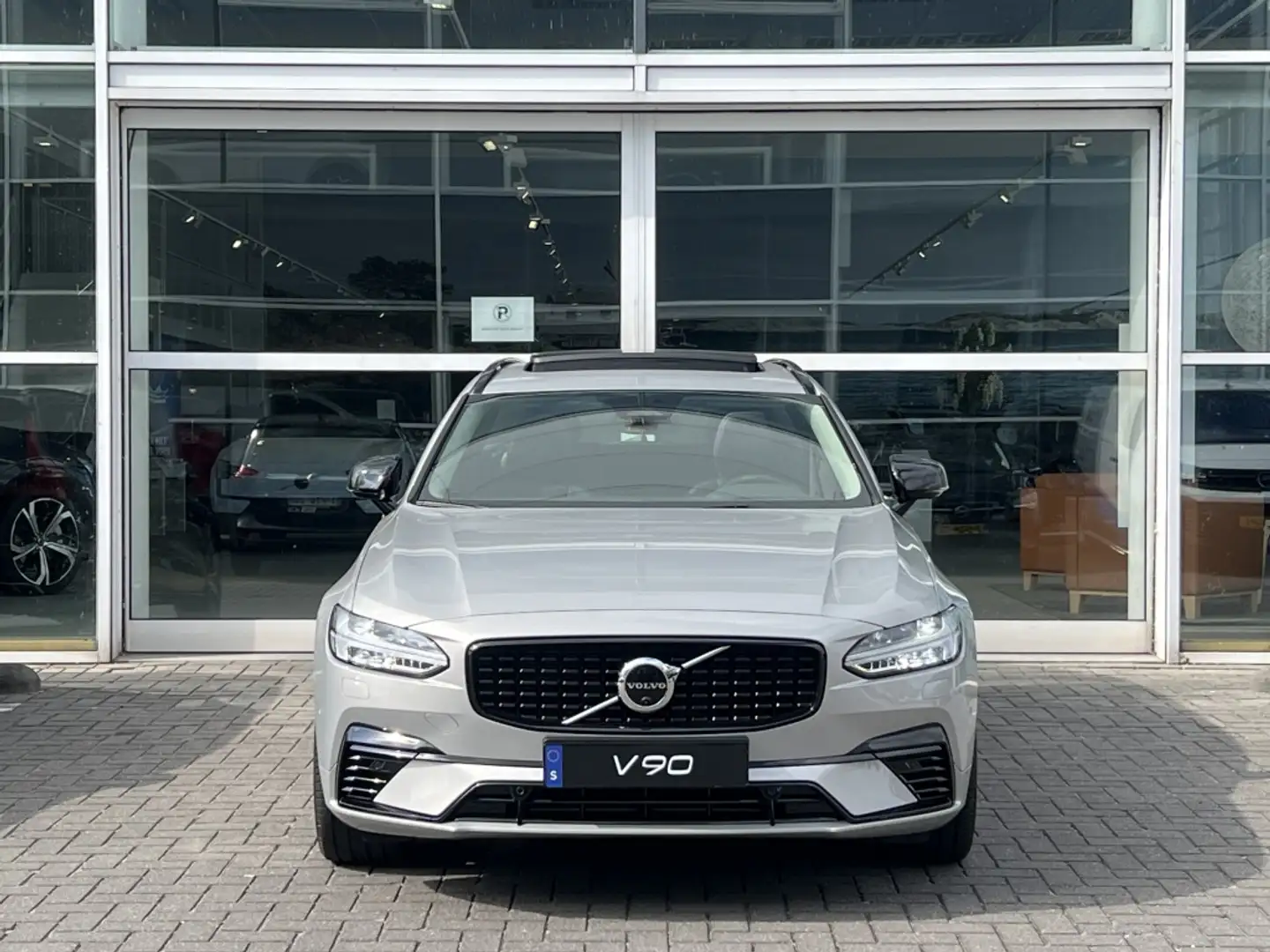 Volvo V90 T6 398PK AWD Recharge Ultimate Dark FULL OPTIONS ! Zilver - 2