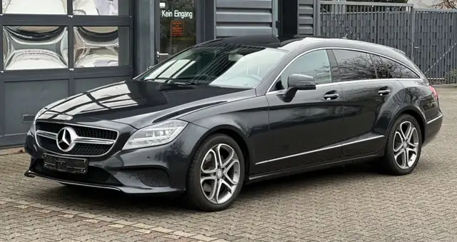 Mercedes-Benz CLS 220