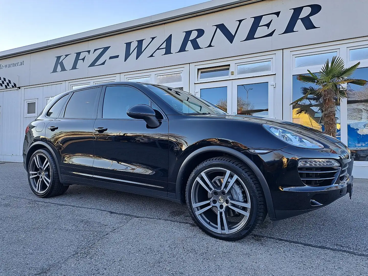 Porsche Cayenne II 3,0 Diesel Aut. *PANO**21"* Schwarz - 1
