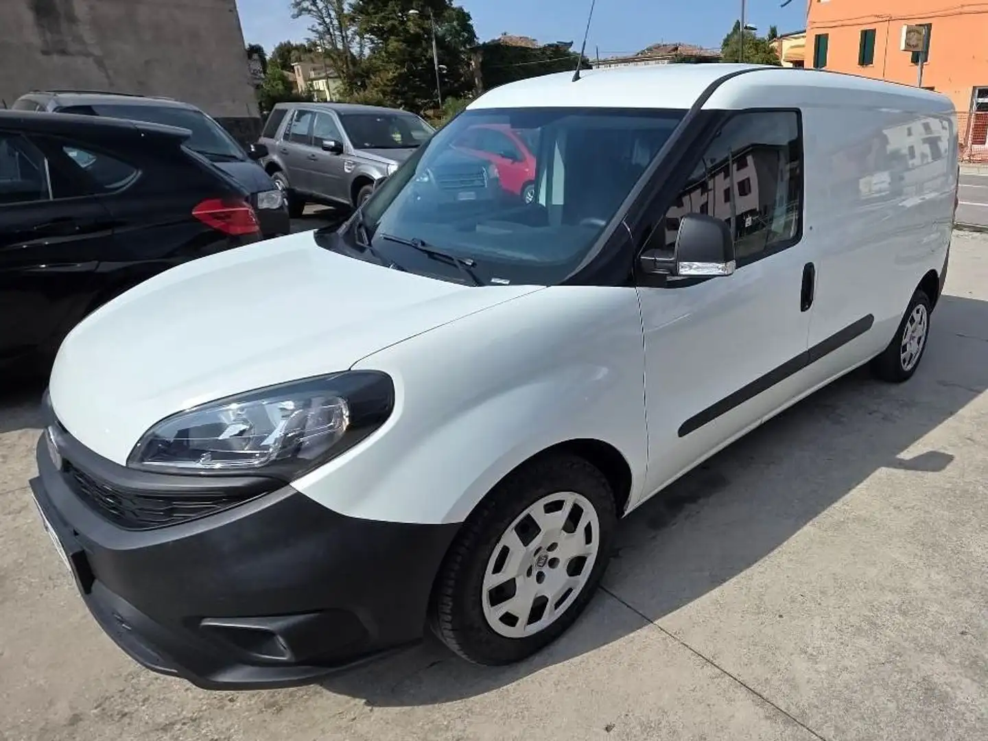 Fiat Doblo MAXI  1.4 t-jet  Lounge 120cv   3 POSTI Bianco - 2