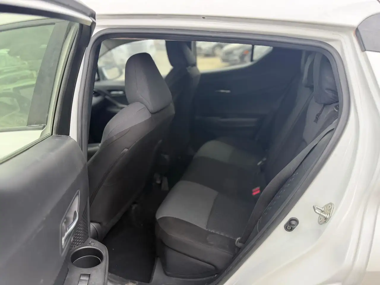 Toyota C-HR photo Toyota C-HR